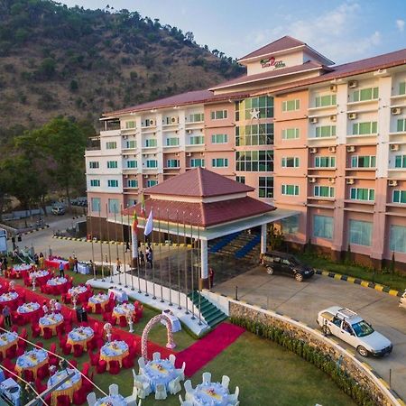 Royal Taunggyi Hotel Bagian luar foto