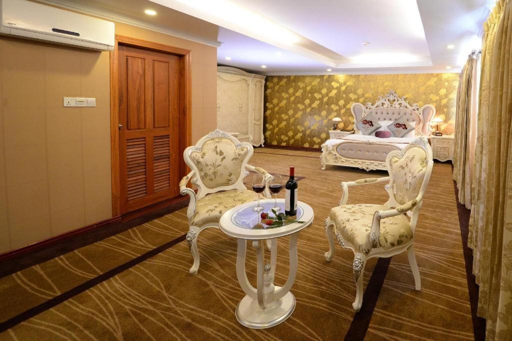 Royal Taunggyi Hotel Bagian luar foto
