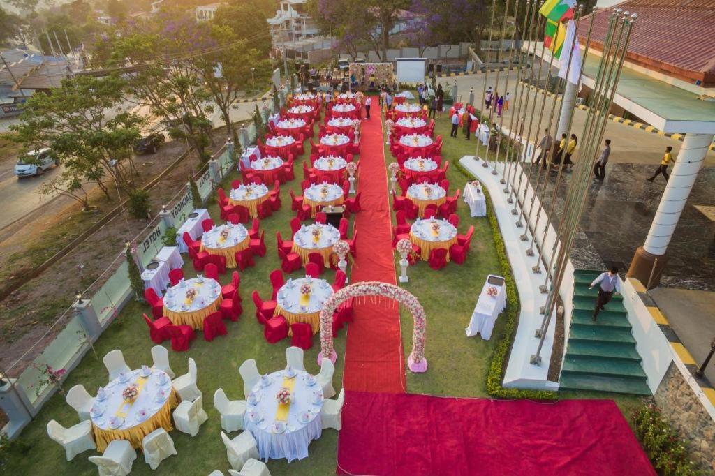 Royal Taunggyi Hotel Bagian luar foto