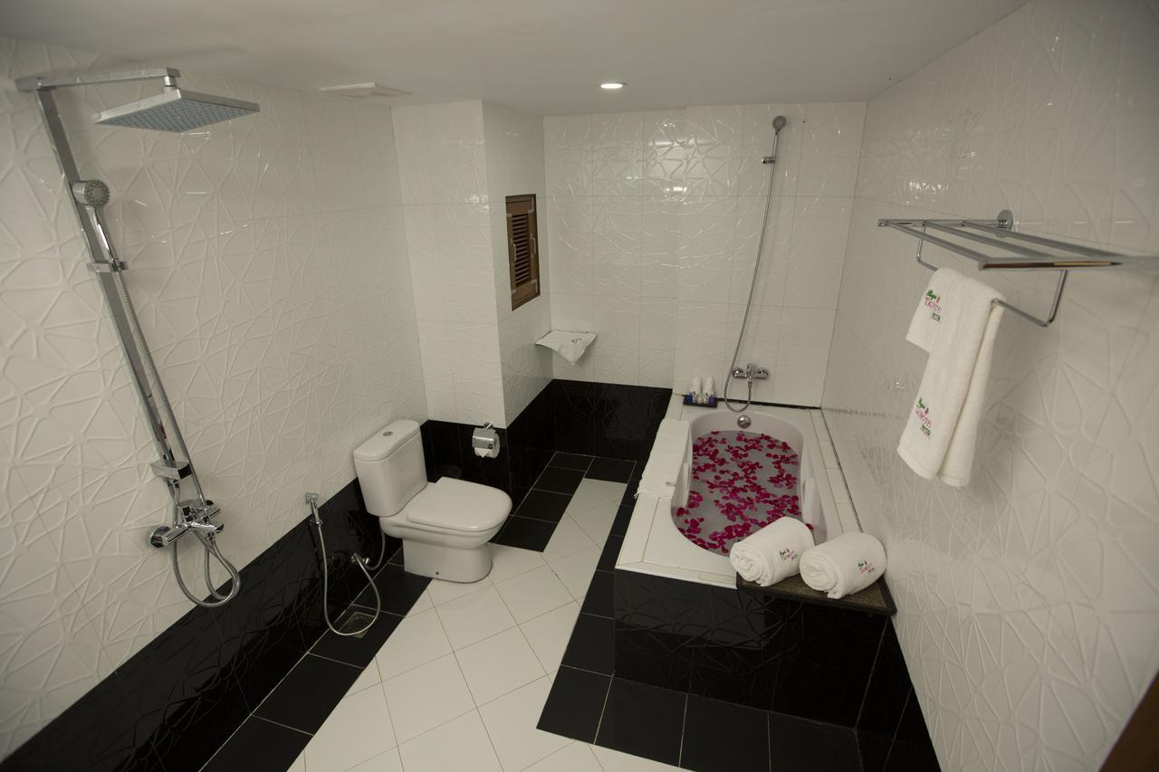 Royal Taunggyi Hotel Bagian luar foto