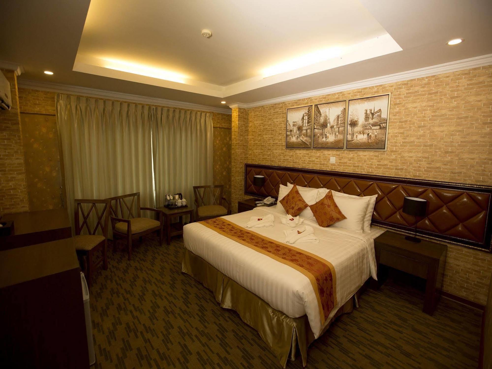 Royal Taunggyi Hotel Bagian luar foto