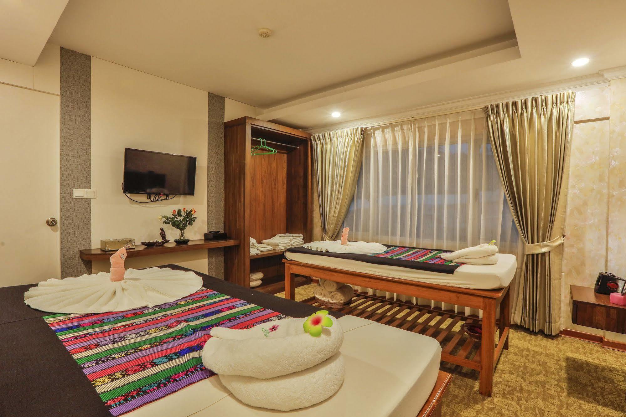 Royal Taunggyi Hotel Bagian luar foto